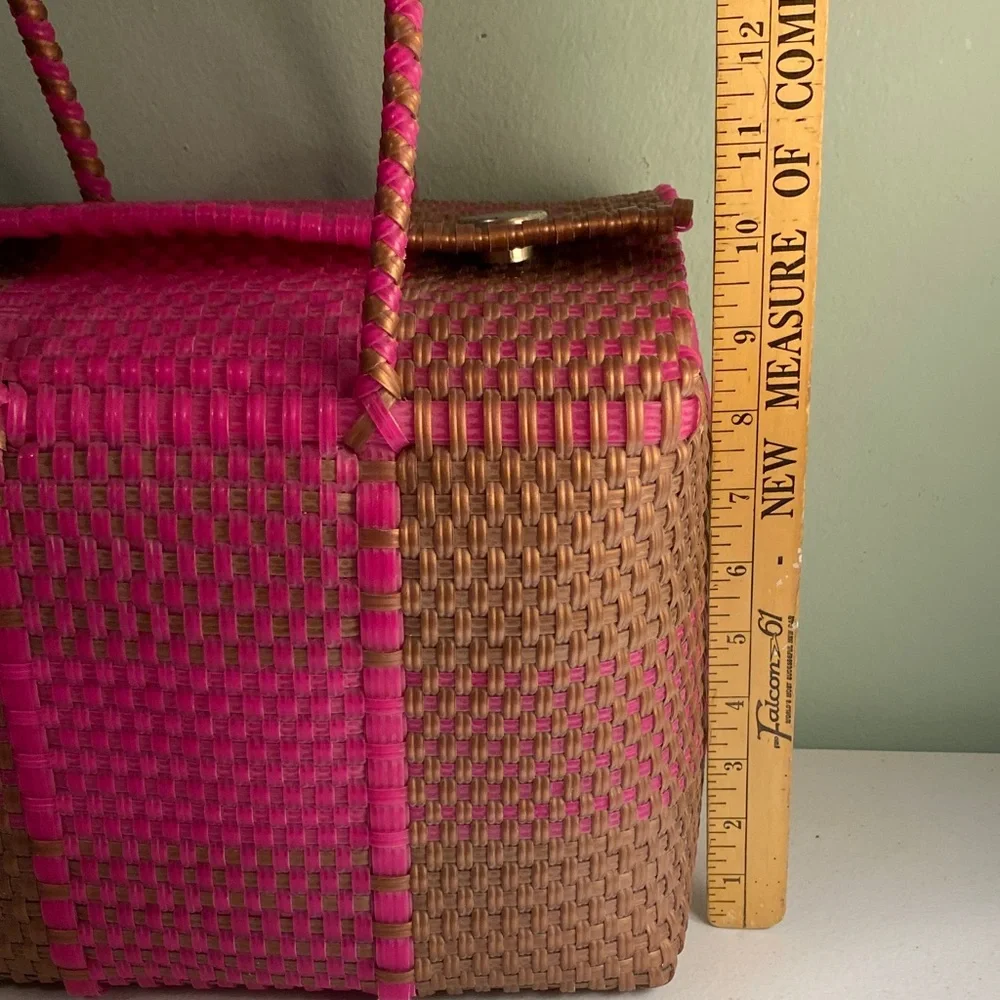 Stylish Pink and Brown Handwoven Handbag - Picture 3 of 12